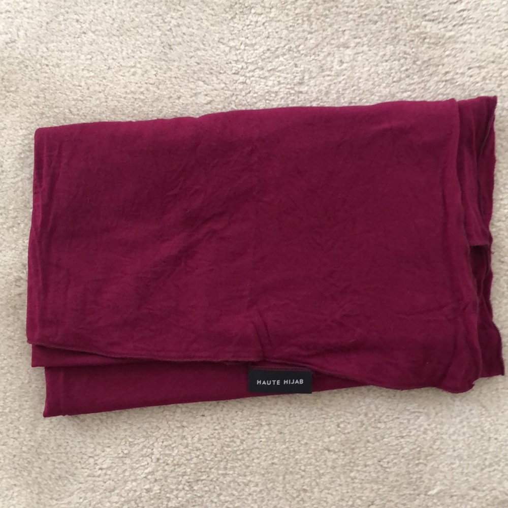 Haute Hijab raspberry jersey scarf - 1 count